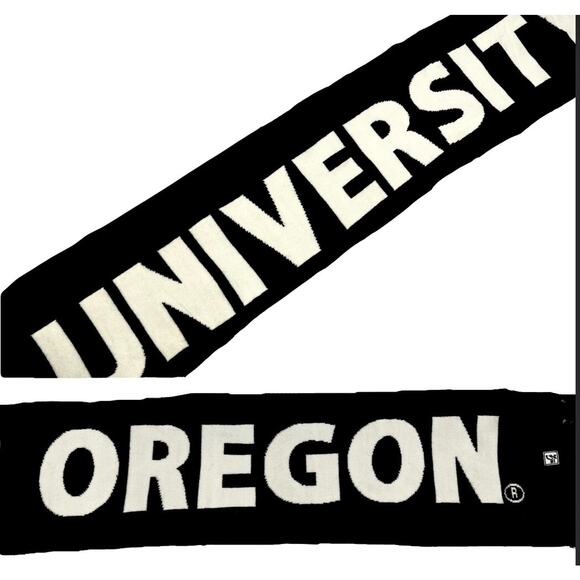 University of Oregon Black & White Acrylic Scarf by the Game Adult Unisex - Picture 1 of 2
